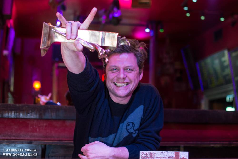 VIDEOROZHOVOR - Honza Křížek: Mostem mezi Blue Effectem a mou sólovou kariérou je Slunečný hrob