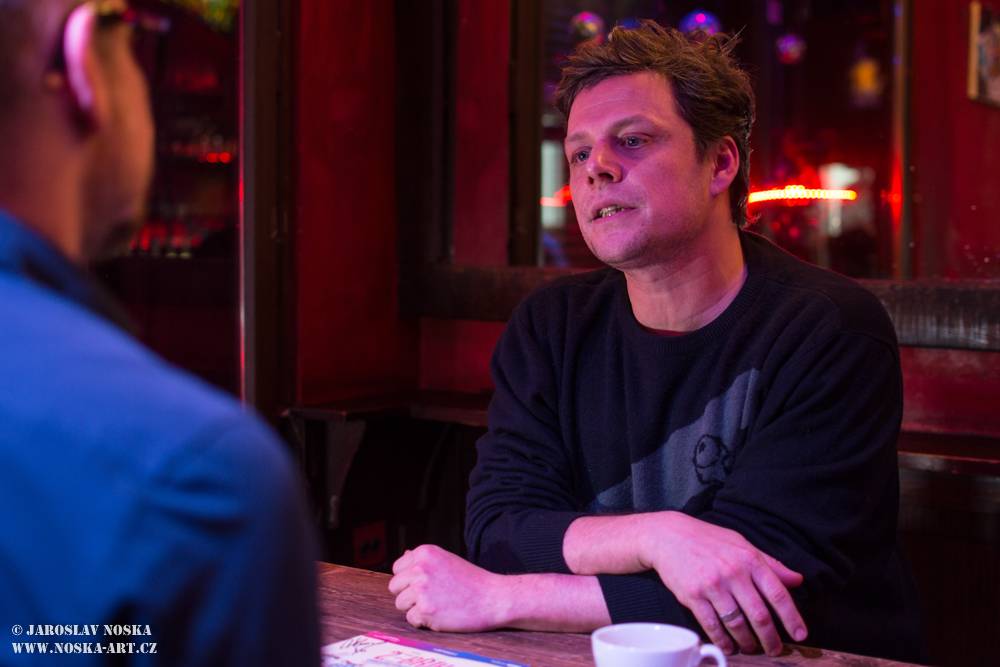 VIDEOROZHOVOR - Honza Křížek: Mostem mezi Blue Effectem a mou sólovou kariérou je Slunečný hrob