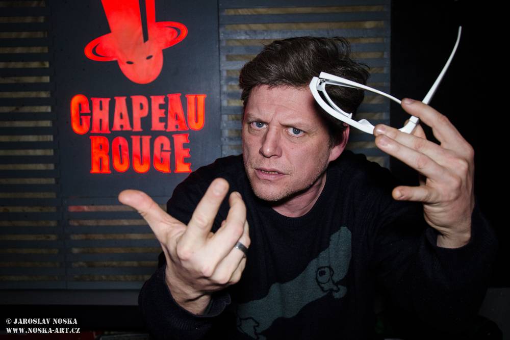 VIDEOROZHOVOR - Honza Křížek: Mostem mezi Blue Effectem a mou sólovou kariérou je Slunečný hrob