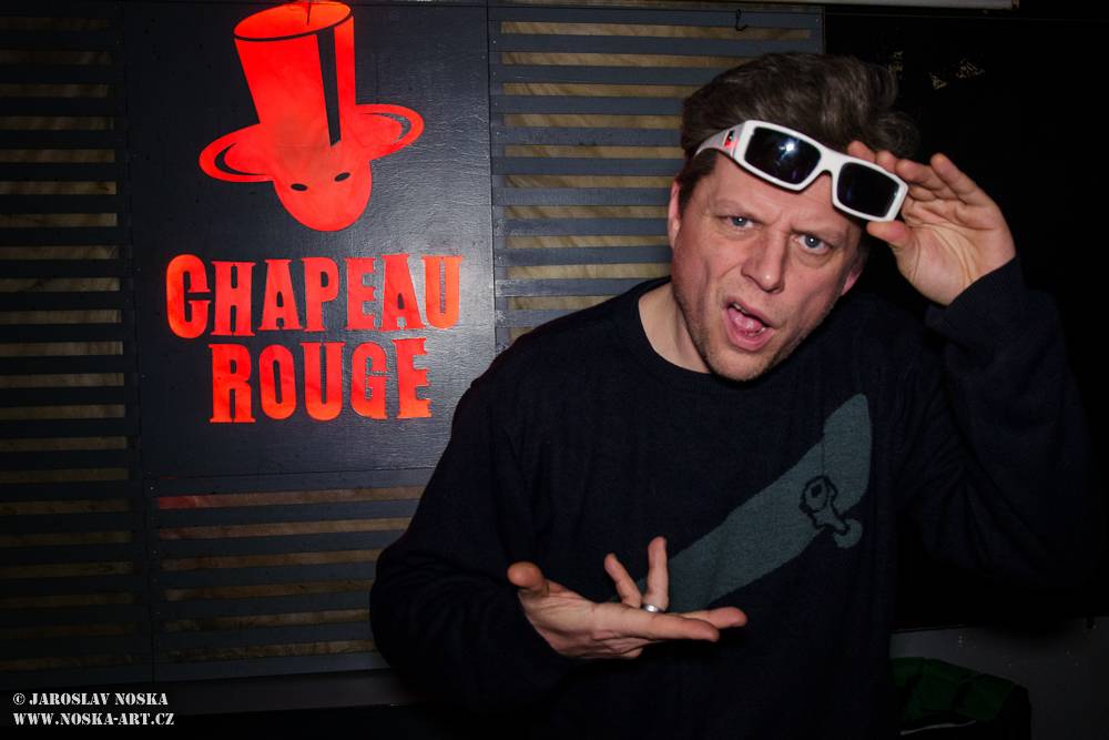 VIDEOROZHOVOR - Honza Křížek: Mostem mezi Blue Effectem a mou sólovou kariérou je Slunečný hrob