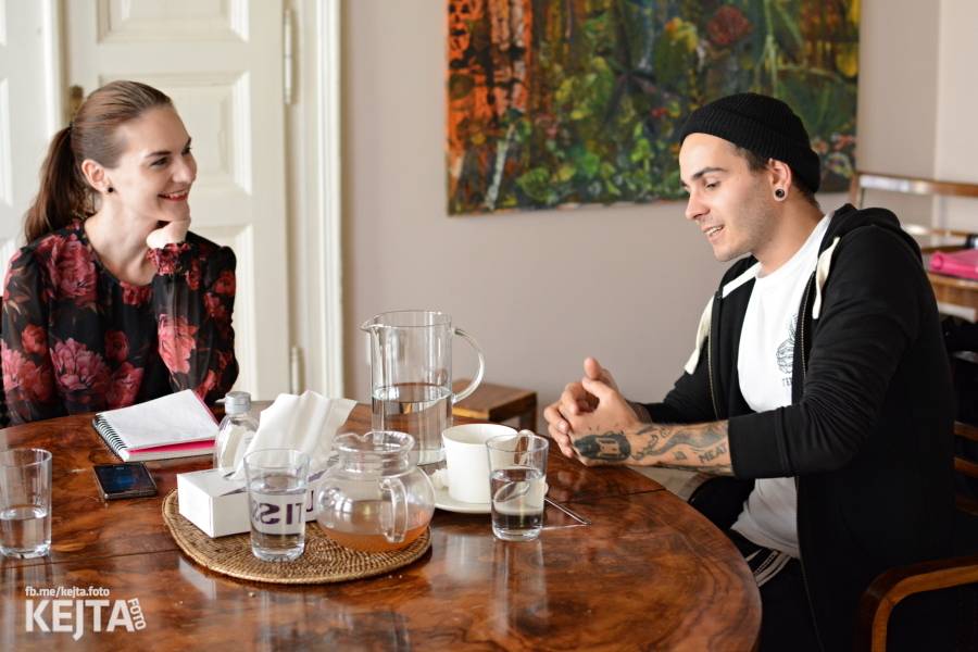 Mandrage interview: Naše dodávky mezi sebou cestou na koncerty soupeří