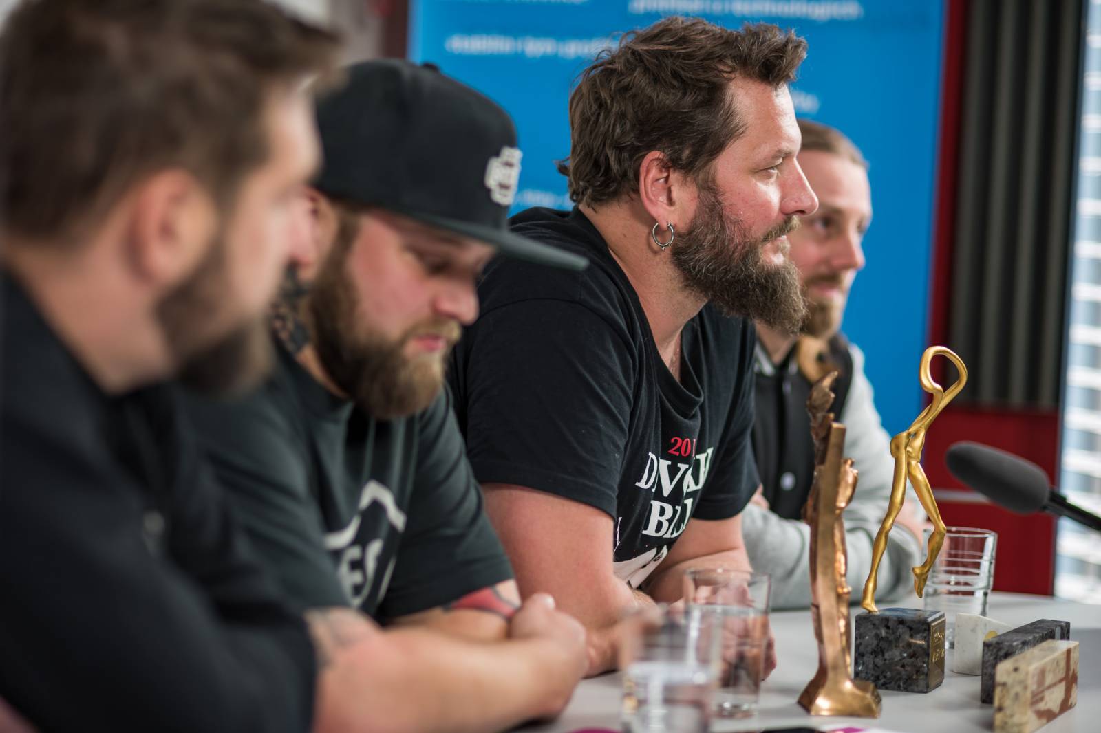 VIDEOROZHOVOR: Divokej Bill - Ve vyprodanou O2 arenu jsme nevěřili, odvaha se ale vyplácí