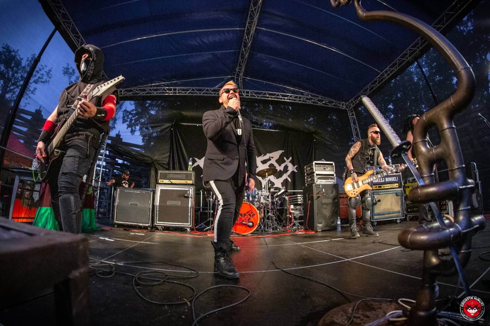 Zeller (Cocotte Minute) interview: Na spoustu tvrdých kapel je smutný se koukat