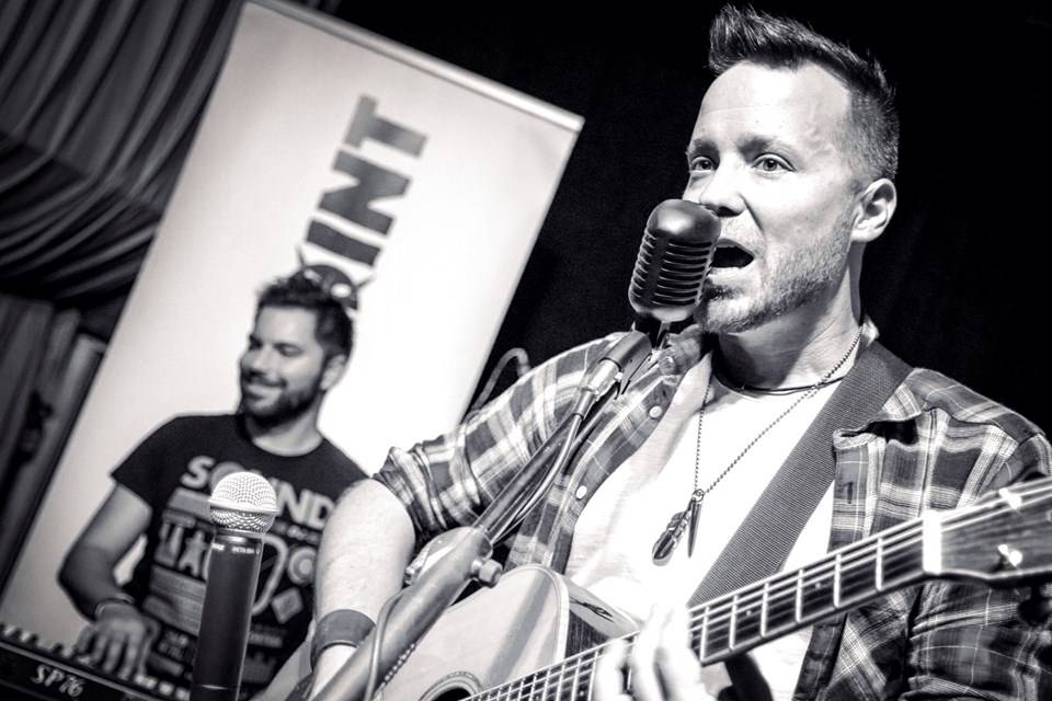 CheckPoint interview: Kapela musí být uvěřitelná a autentická, mnohem přirozenější je pro nás veselá poloha