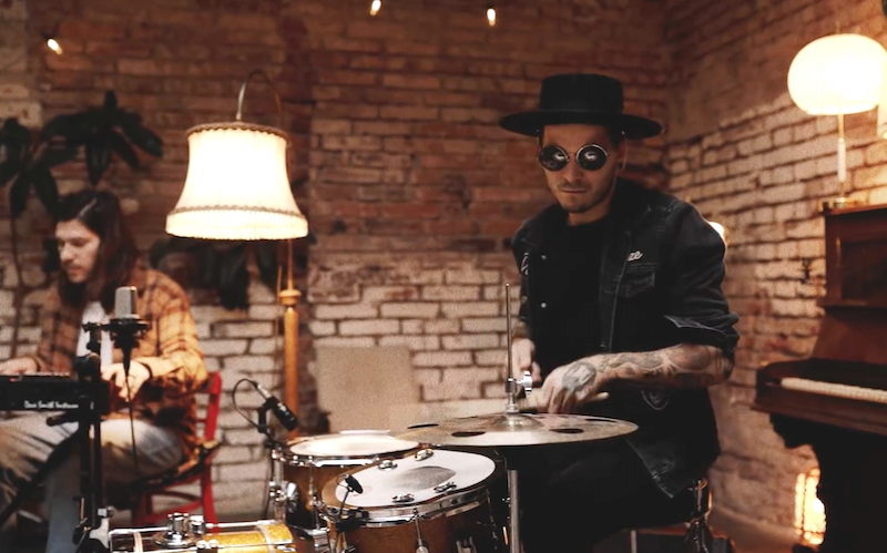 ROZHOVOR | Žili jsme si moc dobře, to nikdy nevydrží dlouho, říká Matyáš Vorda z Mandrage po roce od konce kapely