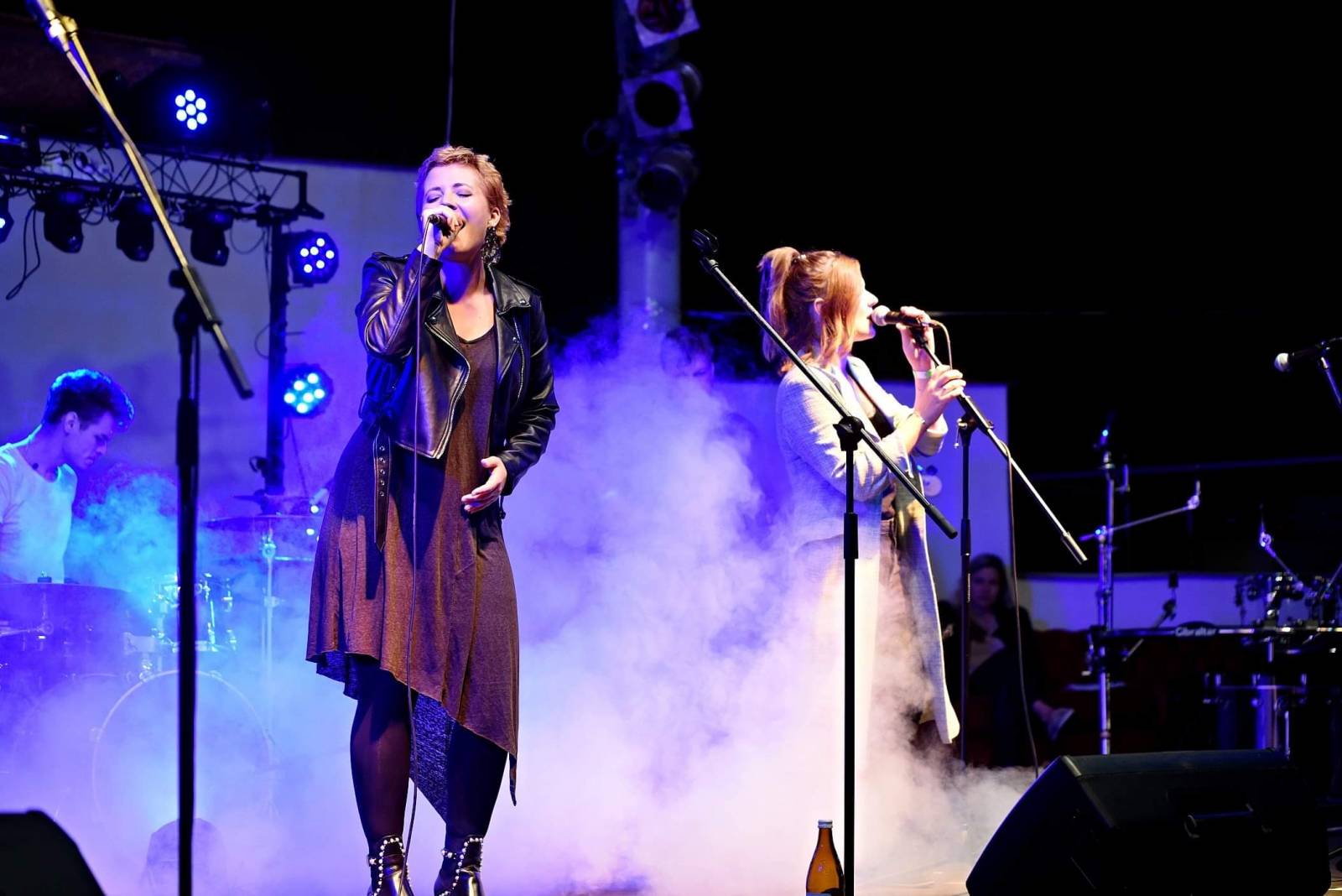 ROZHOVOR | Jdu si vlastní cestou a rodiče do ní netahám, říká Anna Julie Slováčková 