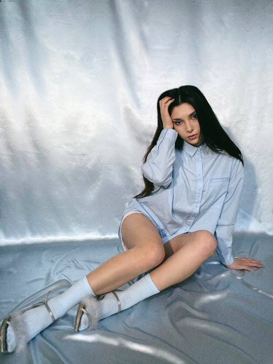 ROZHOVOR | Pam Rabbit: Až s EP mám pocit, že jsem to fakt já