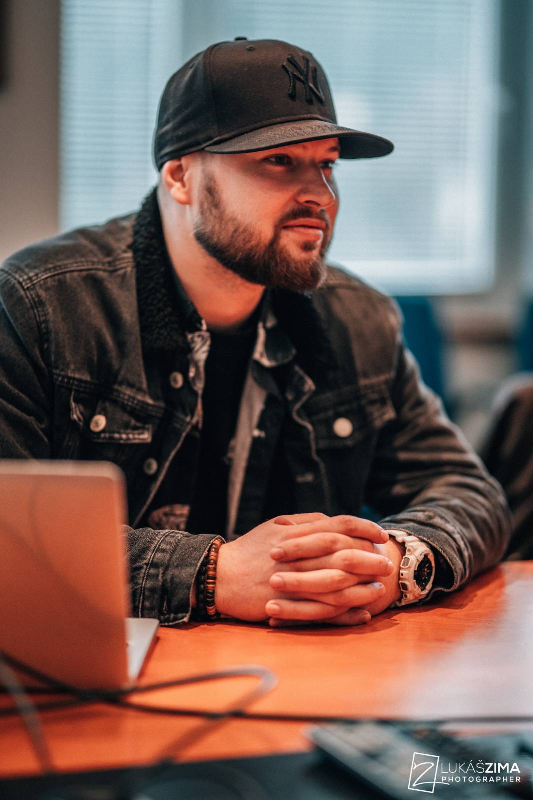 ROZHOVOR | Poetika: Pandemie změnila album i kapelu k lepšímu 