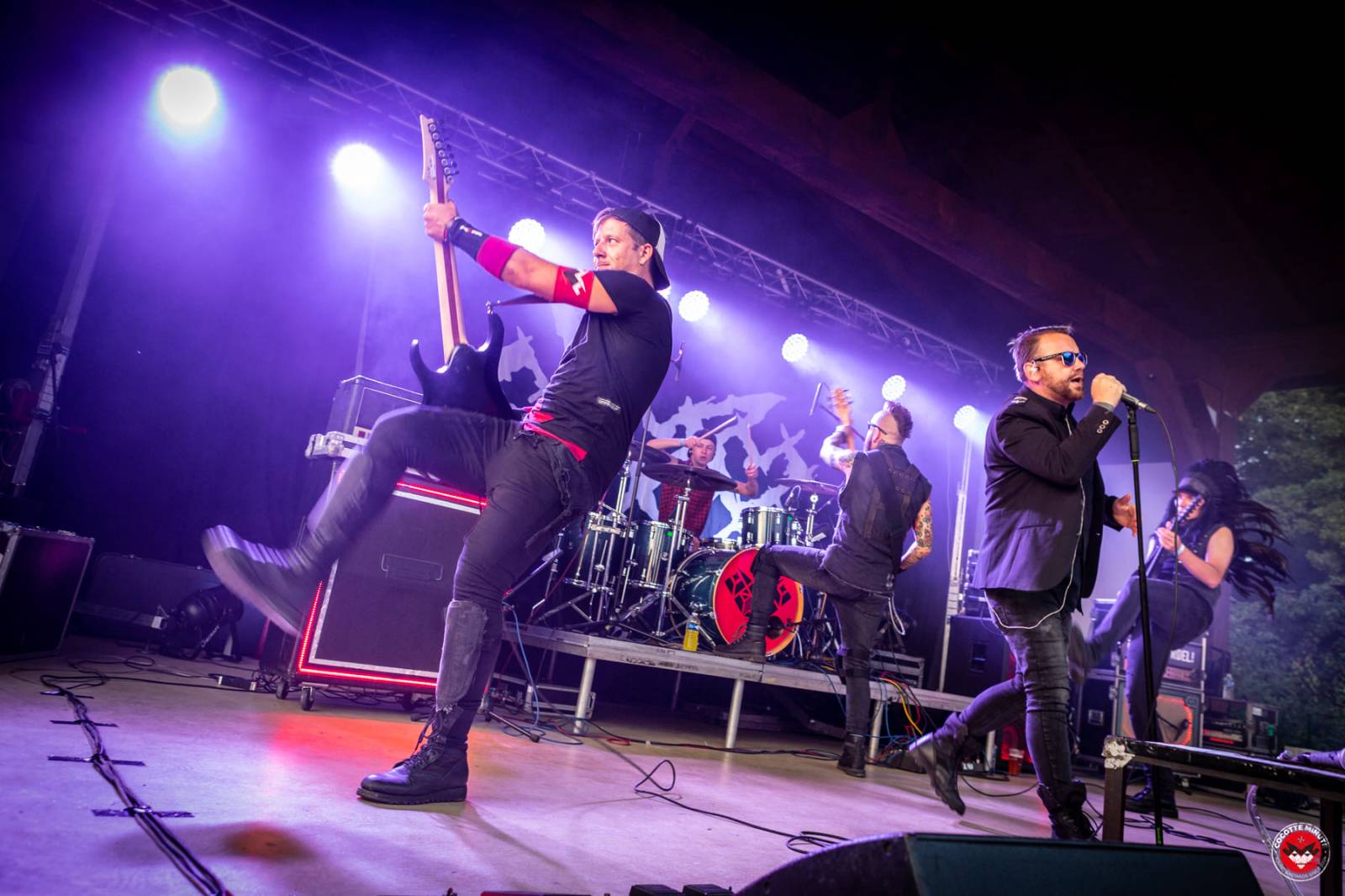 ROZHOVOR | Cocotte Minute, Elektrïck Mann a Vojtaano: Je potřeba zase jednou změnit dějiny