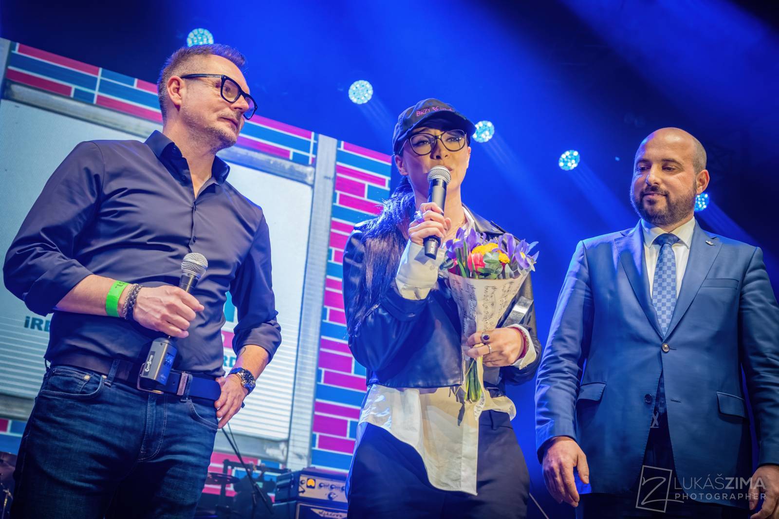 ROZHOVOR | Eva Burešová: Můj hlas nesedí na věci, které jsou aktuálně v rádiích