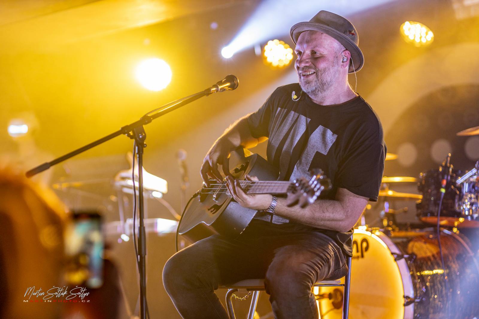 ROZHOVOR | Lety Mimo: Ve světě vládne přesycení z hudby. Je všude a zadarmo