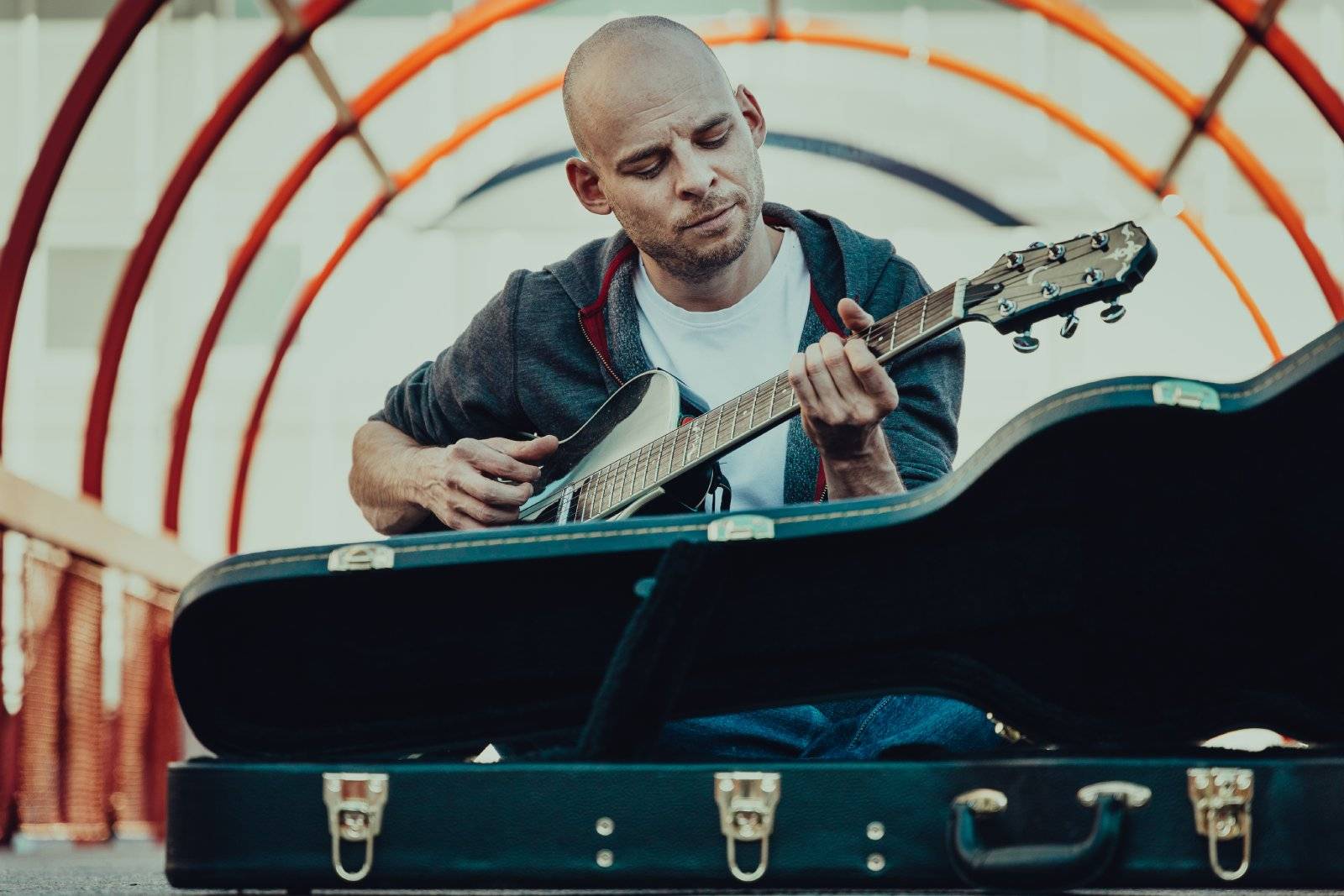 ROZHOVOR | Vojtaano: Vyrůstal jsem v neupřímném prostředí, a tak si na tom ve své tvorbě zakládám