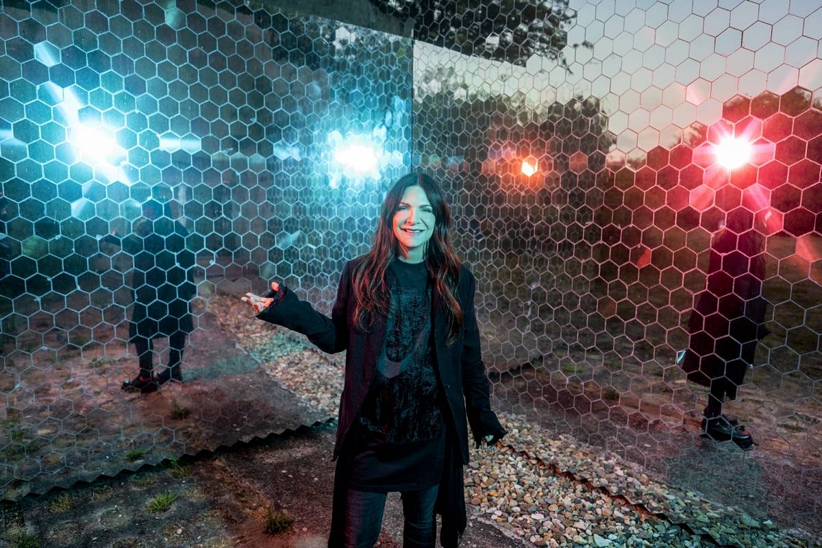 ROZHOVOR | Anna K: Na Údolí včel se podíleli kytarista Bon Jovi a bubeník Whitesnake