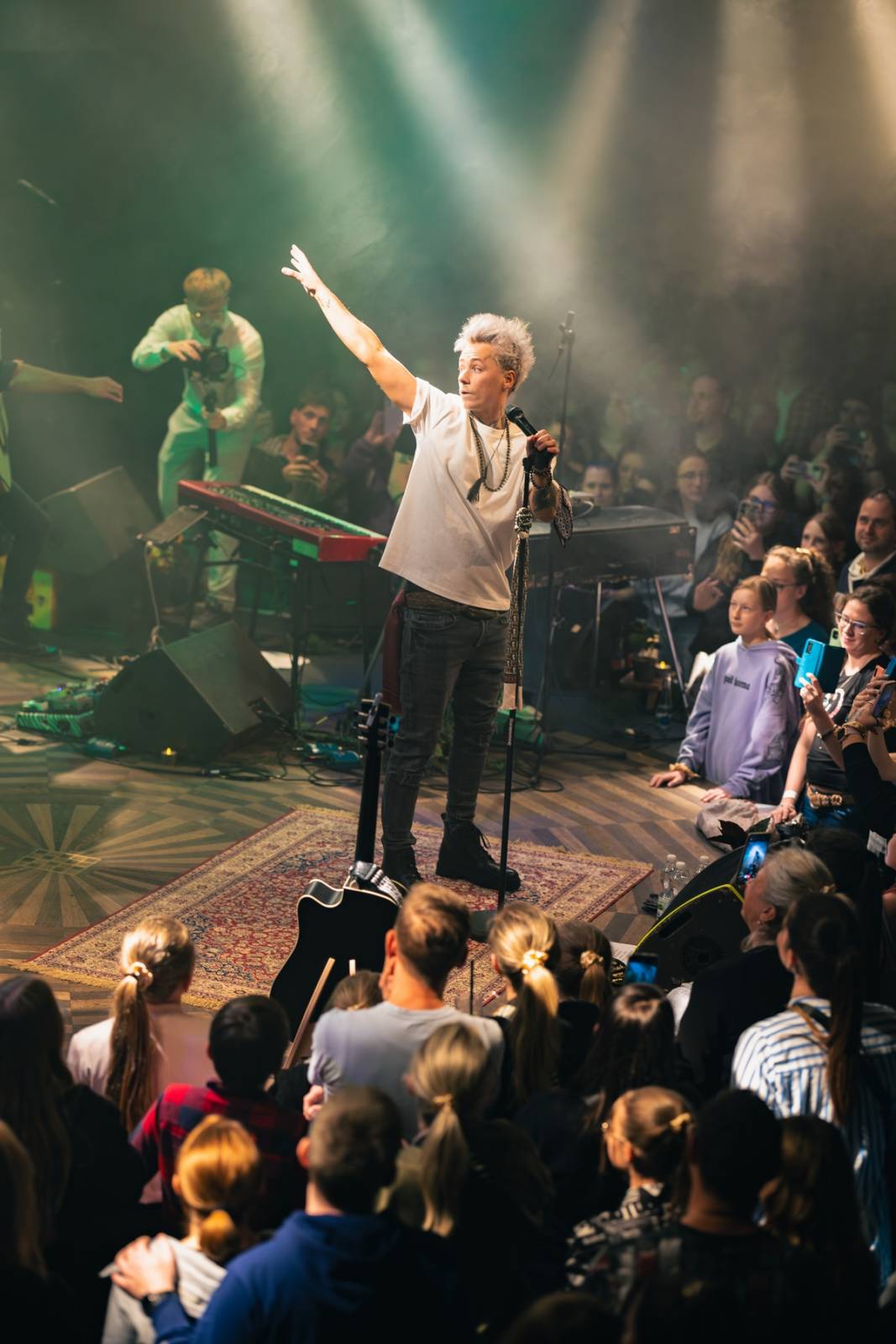 ROZHOVOR | Vojtěch Drahokoupil: Muzika mi zachránila život. Je mi líto, jak skrze ni dokáže někdo říkat nesmysly