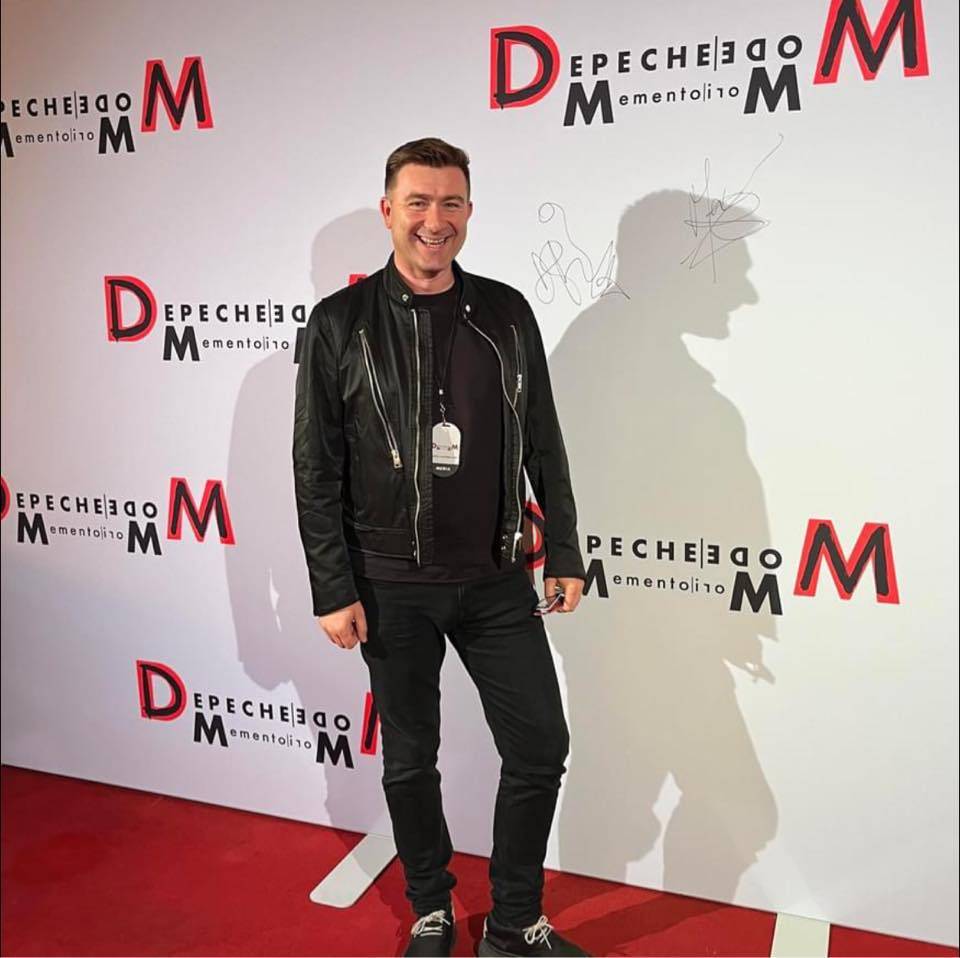 ROZHOVOR | Filip Macháček: Depeche Mode jsem naživo viděl asi stokrát. Chci vydat knihu o prvním pražském koncertě