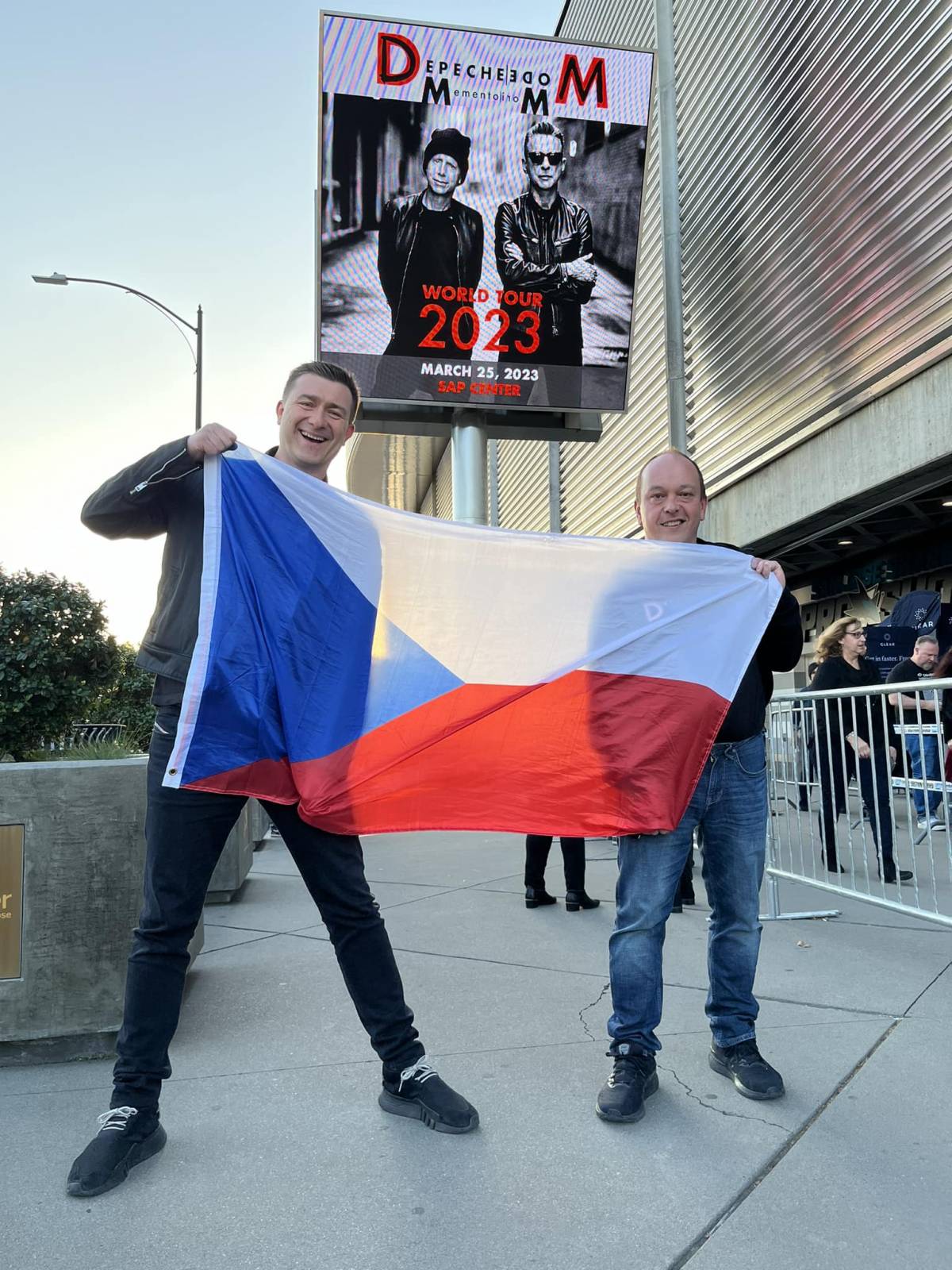 ROZHOVOR | Filip Macháček: Depeche Mode jsem naživo viděl asi stokrát. Chci vydat knihu o prvním pražském koncertě