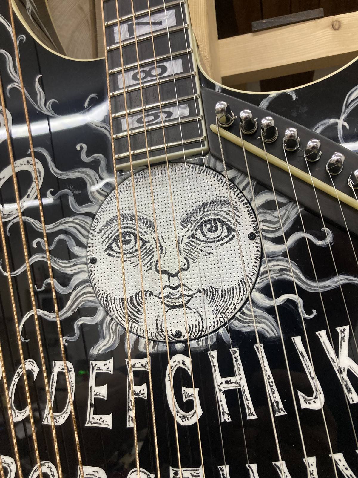 VIDEOROZHOVOR | Lucie o Viktoru Dykovi: Nehledali jsme náhradu za Davida Kollera, ale parťáka do kapely