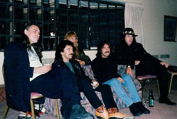 RETRO 90s | V šatně s Black Sabbath. Rozhovor s Tonym Martinem a Bobbym Rondinellim po pražské show v roce 1994