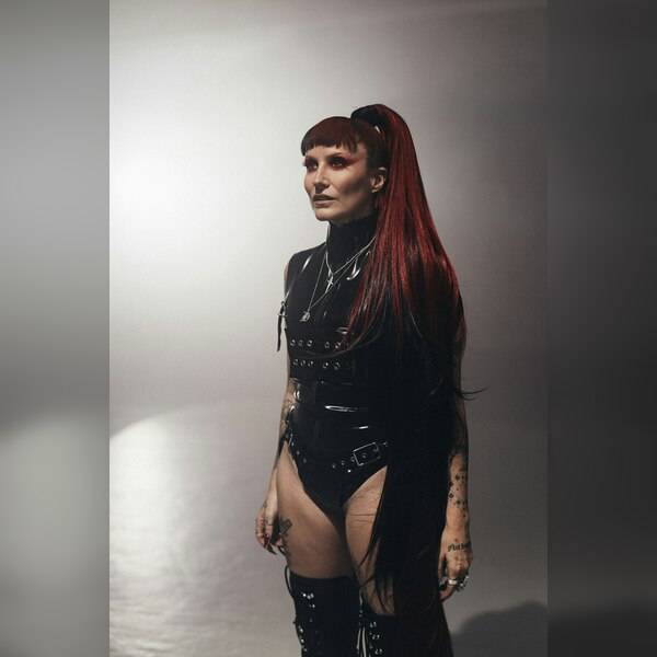 ROZHOVOR | RØRY: Pila jsem, brala drogy. Za ADHD a věk jsem se styděla