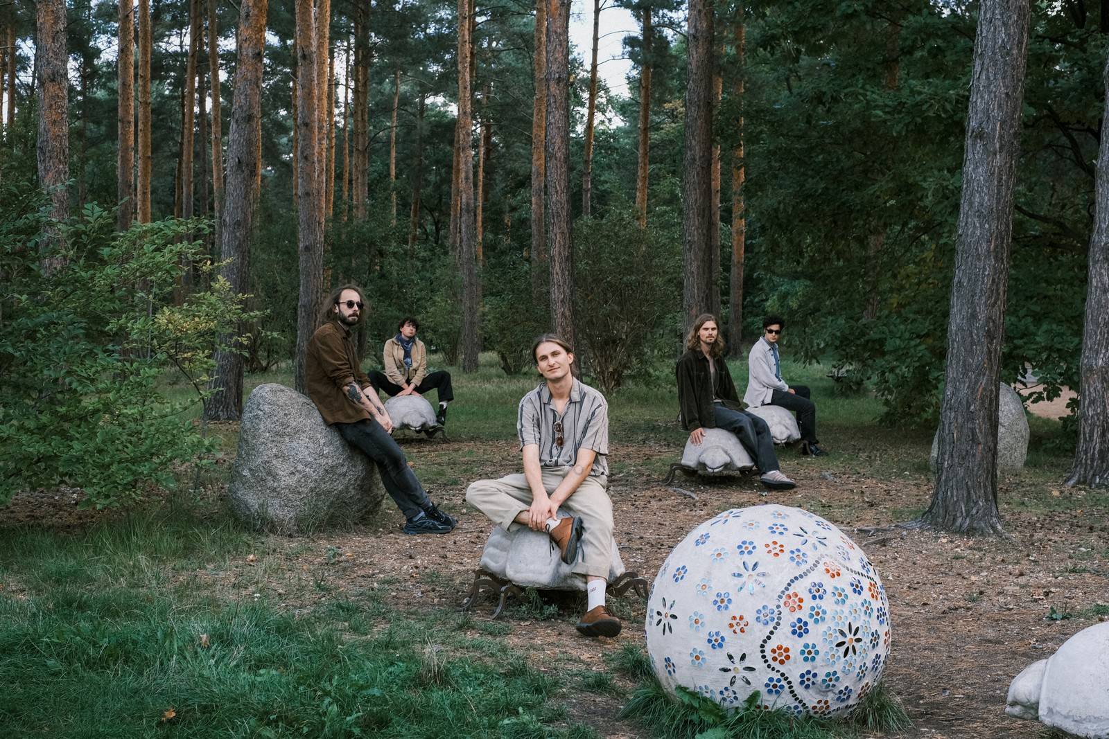 ROZHOVOR | Matyáš Adámek (Island Mint): Před zahraničním publikem se mi občas hrálo líp. Necítil jsem se tak odhalený