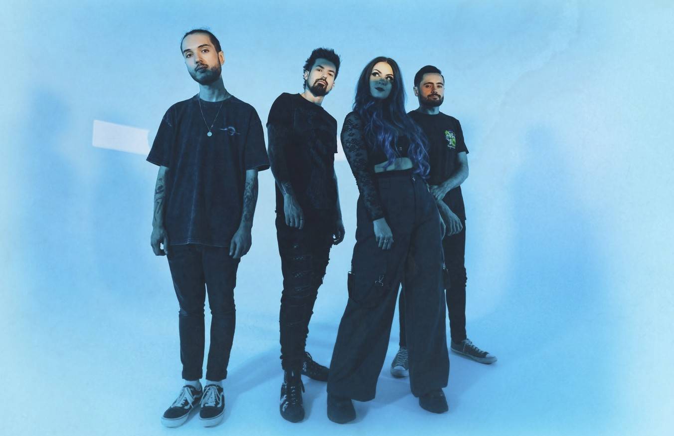 ROZHOVOR | As December Falls: Jsme jen banda nerdů, co dělá hudbu. V Praze lidi umí pařit