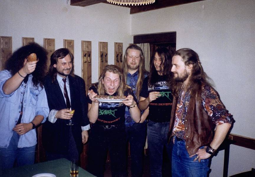 RETRO 90s | Kabát: My jsme v rádiu a televizi nikdy nebyli a nebudem, ani se tam nehrnem