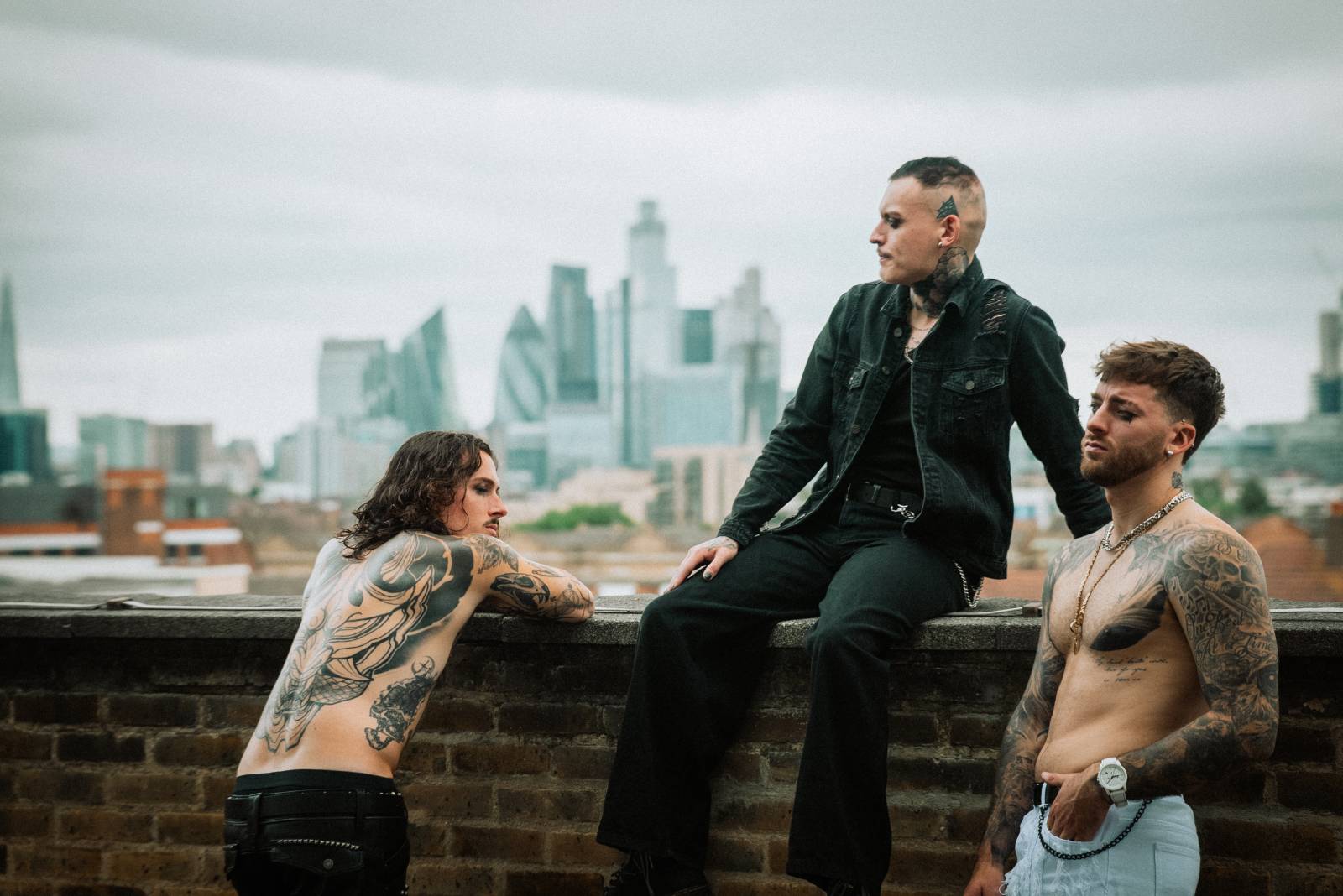 ROZHOVOR | The Hara: Radši zemřeme mladí, než abychom krmili systém. Nová deska bude bez filtrů