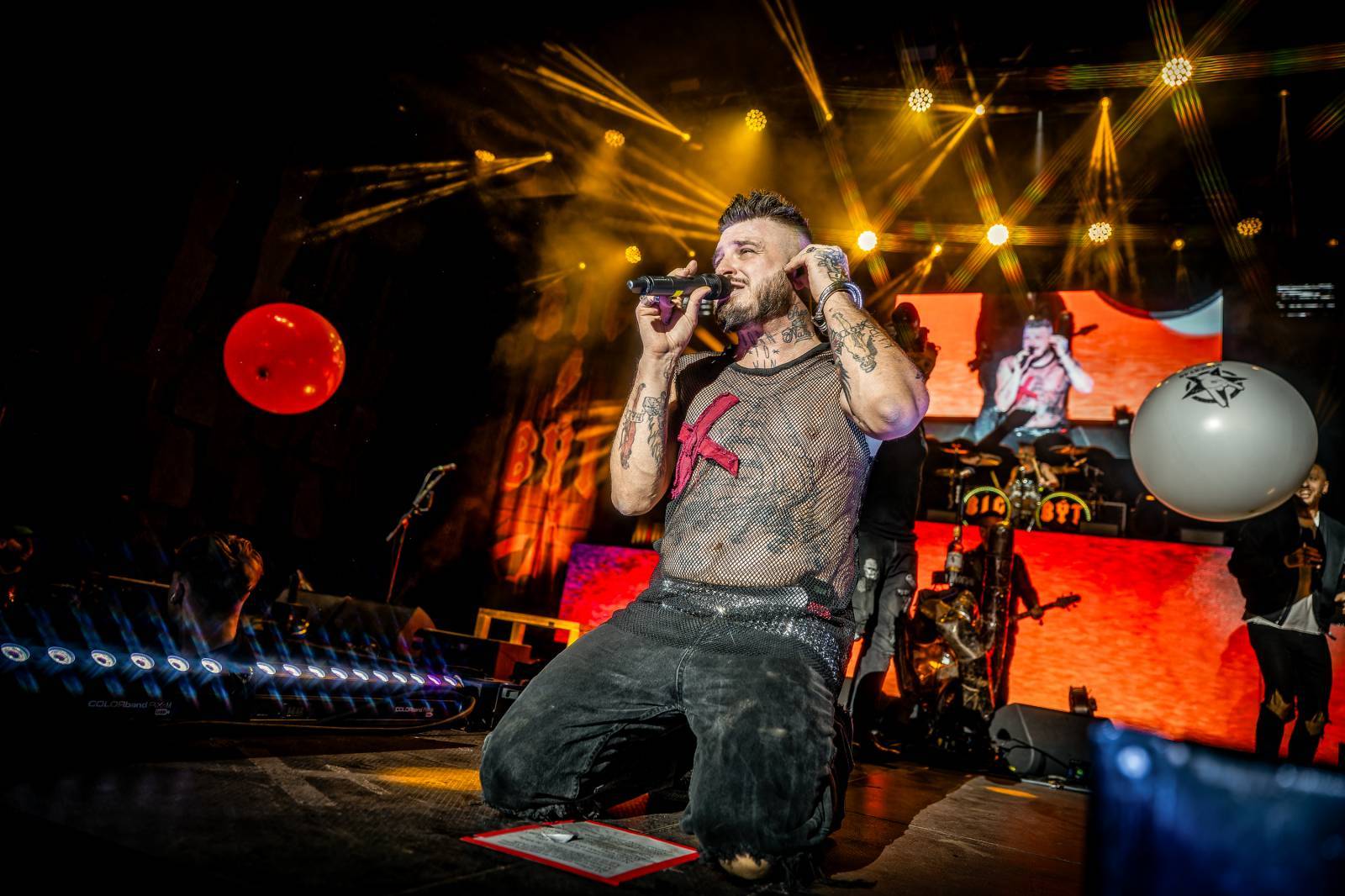 ROZHOVOR | Kuba Ryba (Rybičky 48): Nikdy jsem si nic nepíchal. Napsal jsem si svoji pohřební píseň