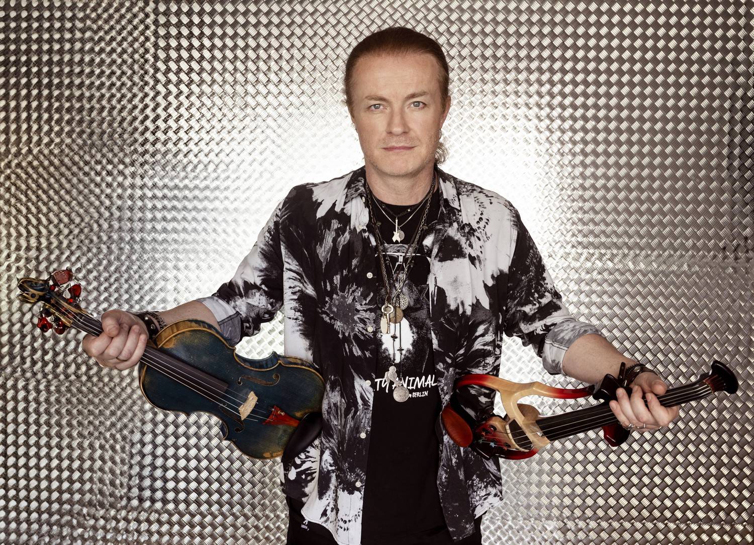 ROZHOVOR | Pavel Šporcl: Ruce mám pojištěné. Dřív jsem si myslel, že jsou rockeři na drogách a holdují alkoholu, Petr Janda můj názor změnil