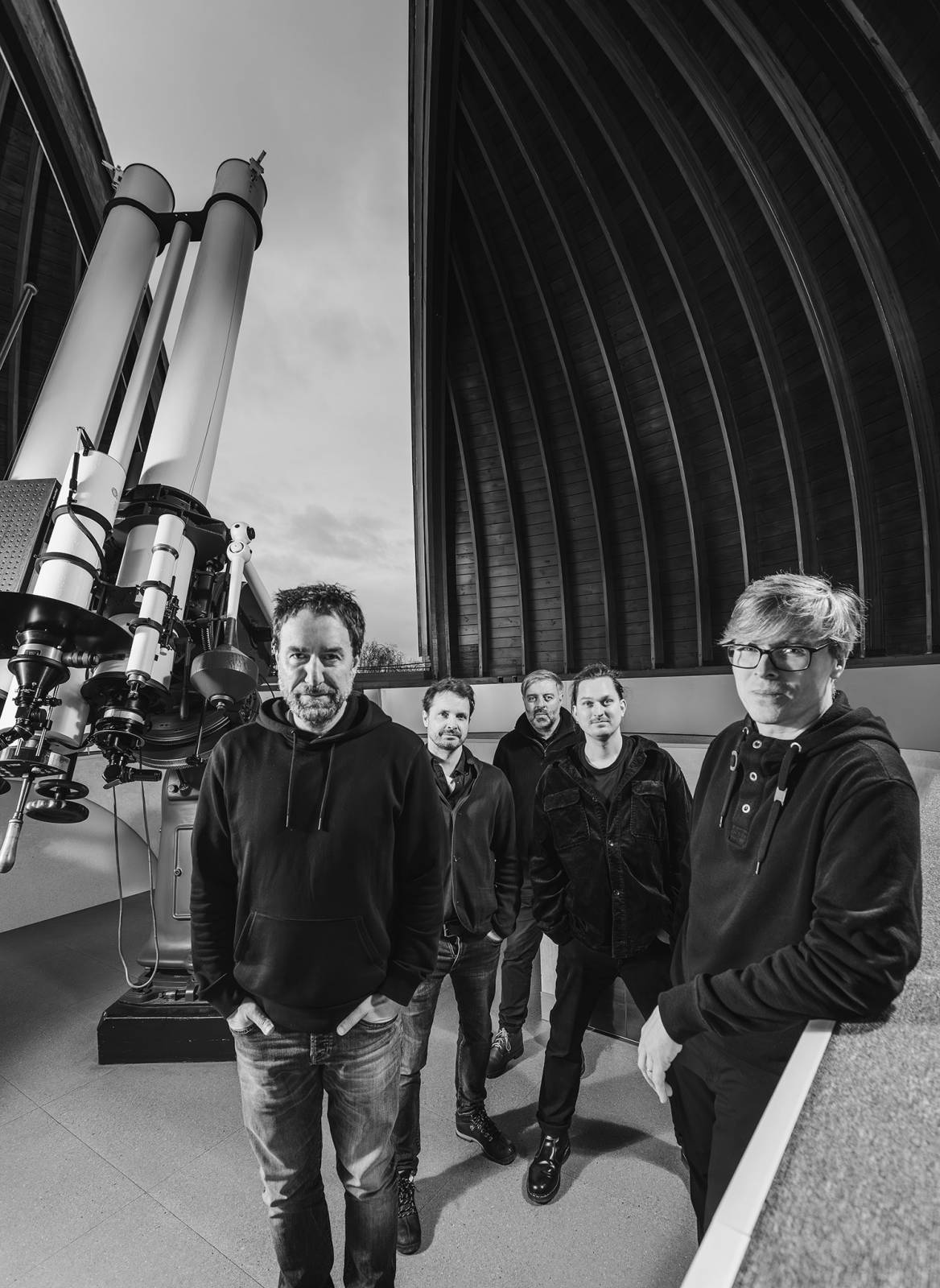 ROZHOVOR | Tata Bojs: I když nebudeme jako Bowie, hraní nás stále baví. Naše tvorba je vždy upřímná, říká o nás víc, než si sami myslíme