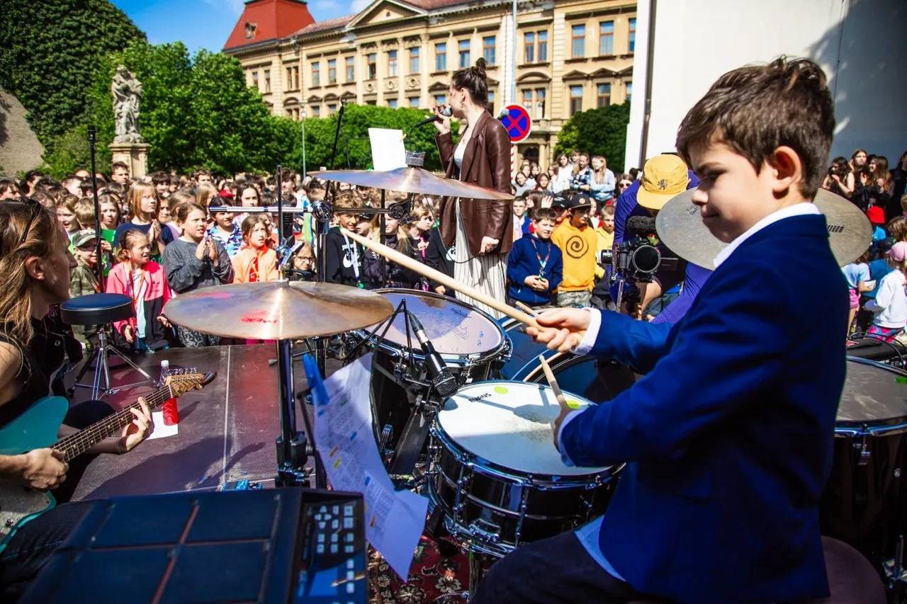 VIDEOROZHOVOR | Vojtěch Bureš (Doctor Victor): Abbey Road je Mekka hudby. A já jsem chtěl dokázat, že i ta česká může být světová
