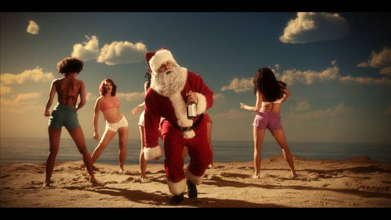 Opilý Santa Claus, vandrák i psí celebrita: TOP 5 vánočních parodií