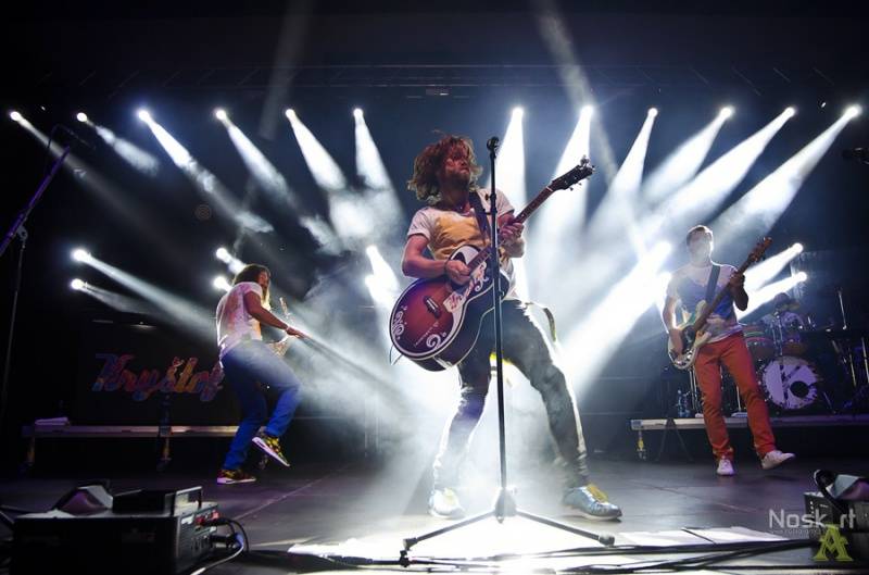 Energická Zaz, divoká Doro i prezident se striptérkou: TOP 16 fotek prosince