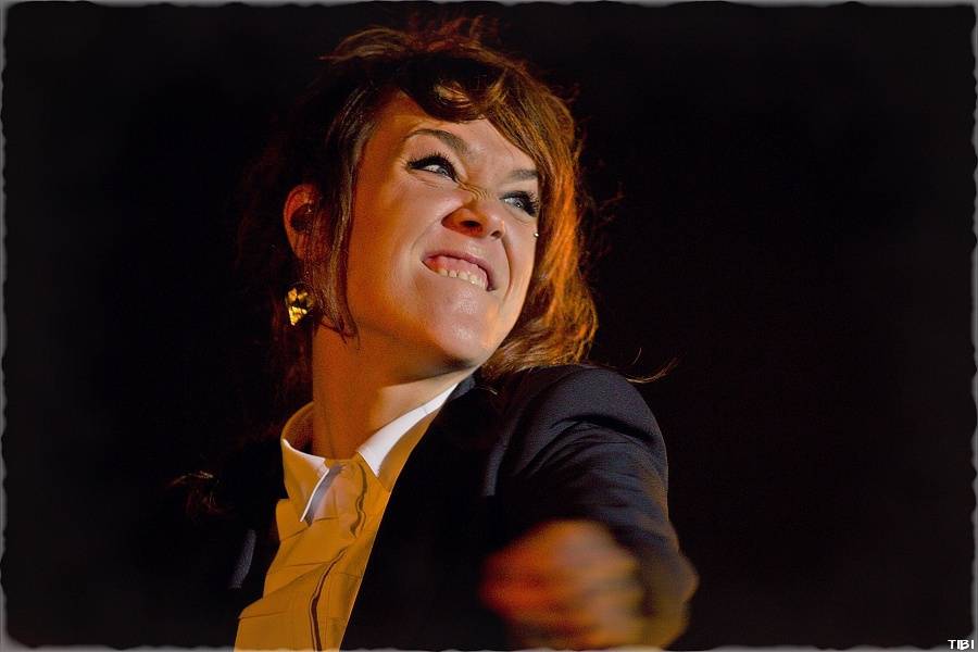 Energická Zaz, divoká Doro i prezident se striptérkou: TOP 16 fotek prosince