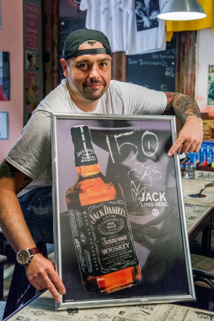 Čechům chybí americký úsměv.  Je na čase zvednout kotvy! 