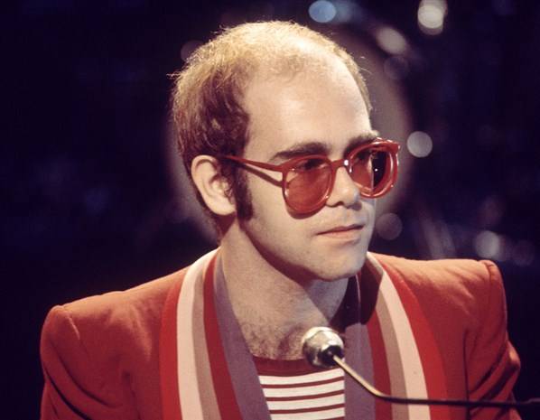 TOP 5 písní Eltona Johna: Pocta princezně Dianě, hit z animované pohádky a další