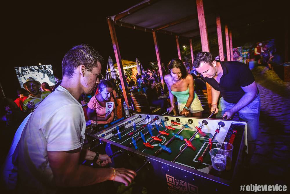 Hudební festivaly s našlápnutým line-upem se blíží. Šetři kapsu a pořiď si lístky za polovic!