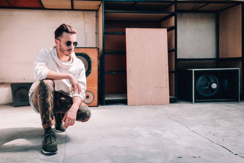 NOVOROČNÍ ANKETA (I.): Co přejí do roku 2018 Ewa Farna, Marek Ztracený, Wohnout, Jelen a další