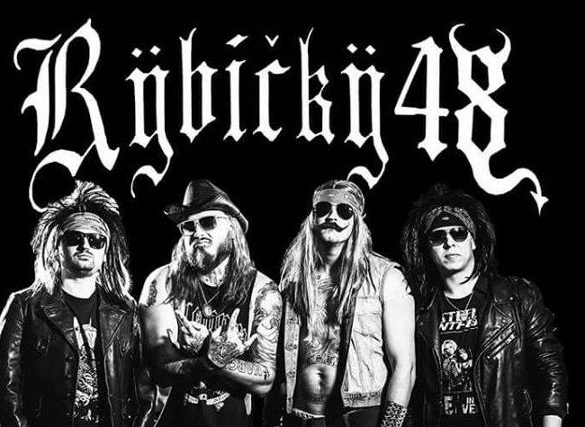 NOVOROČNÍ ANKETA (I.): Co přejí do roku 2018 Ewa Farna, Marek Ztracený, Wohnout, Jelen a další