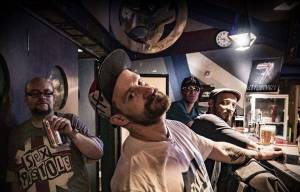 TOP 5 skladeb devadesátkové senzace jménem Chaozz: Od štiplavé Televize po motivační Vodopády 