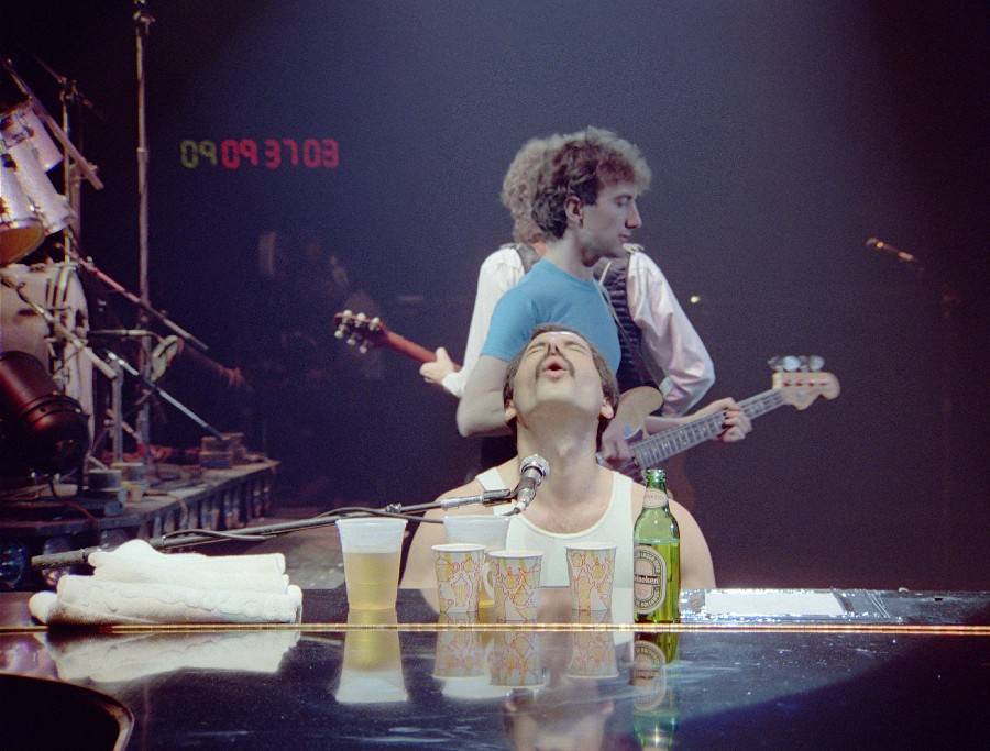 TOP 10 písní Freddieho Mercuryho: Fenomenální zpěvák ovládal rock, pop, operu i sportovní hymnu