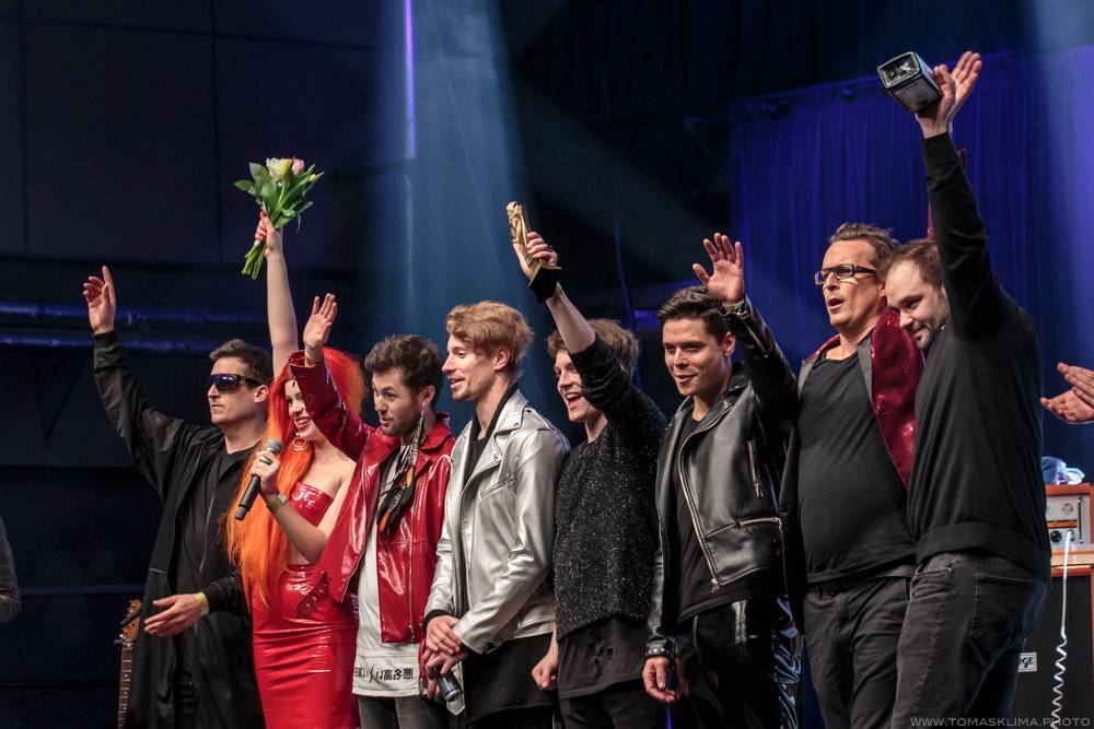 ANKETA (I.): Co do roku 2019 chystají Ewa Farna, Rybičky 48, Lenny, Lipo, Mydy Rabycad a další?