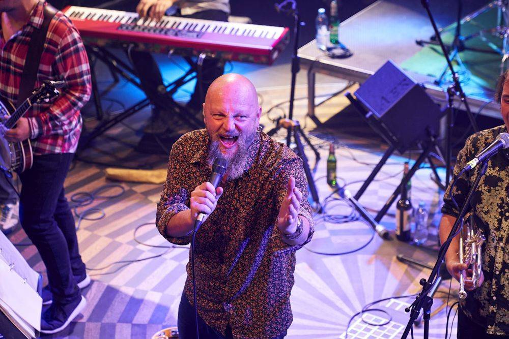 ANKETA: Co znamená 30 let svobody pro 30 hudebníků? (I.) Odpovídají Tata Bojs, Emma Smetana nebo Kato