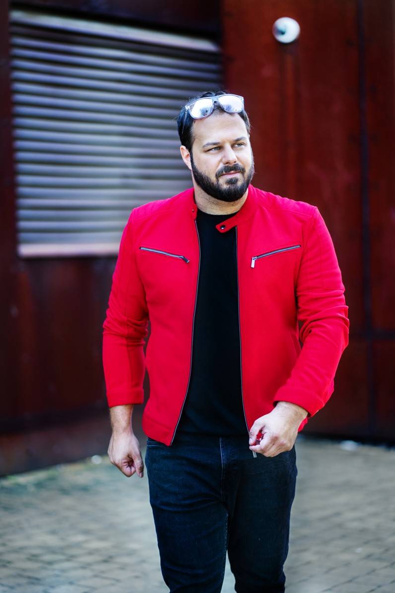 ANKETA (I.): Co dělají muzikanti, když nehrají? Xindl X chystá muzikál, Pokáč pracuje jako ajťák, Voxel má pořad v rádiu