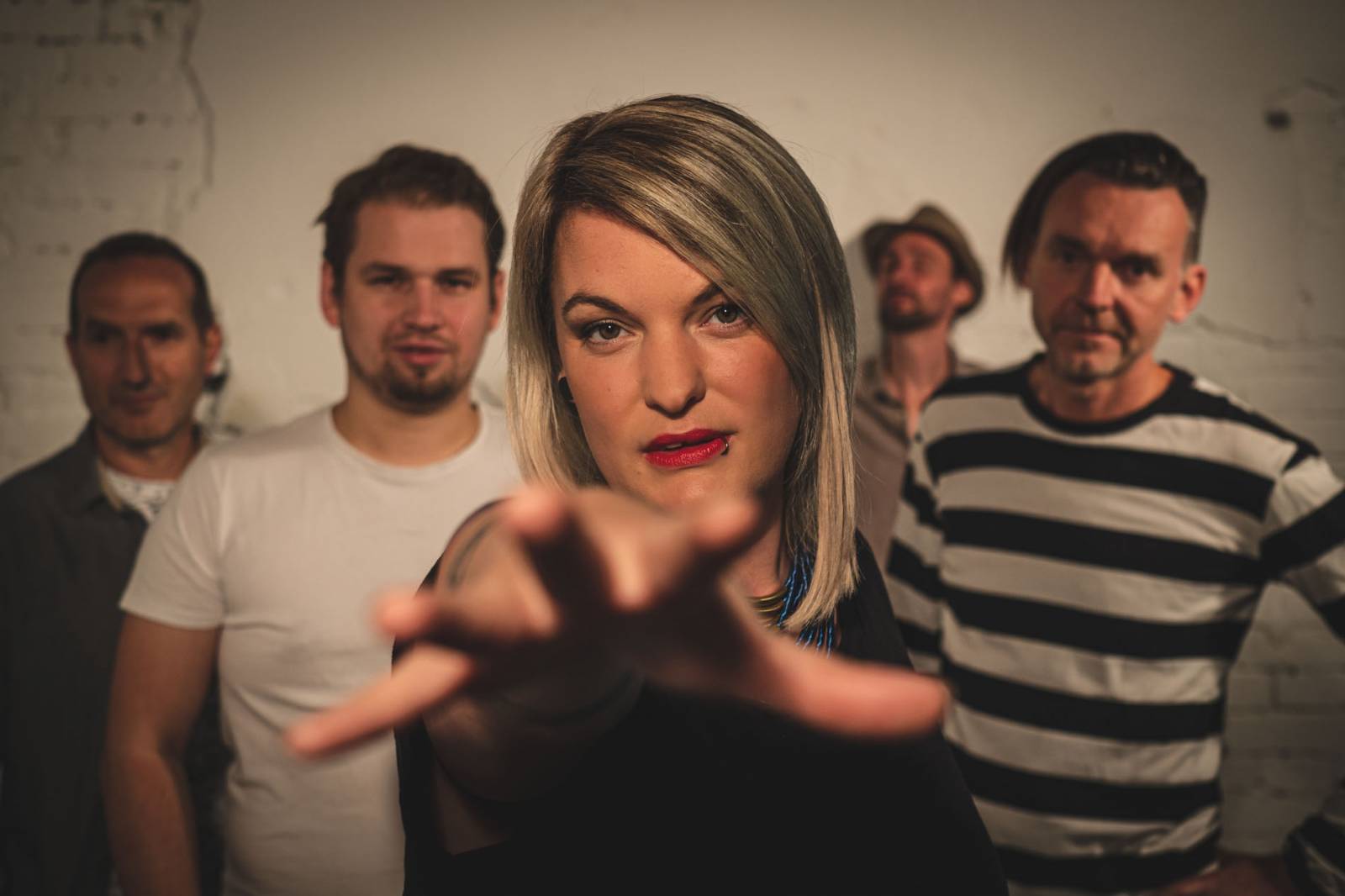 ANKETA (III.): Maťo Mišík po pandemii ze všeho nejdřív spálí roušku, Volt z UDG se těší na bazén a pivo na zahrádce