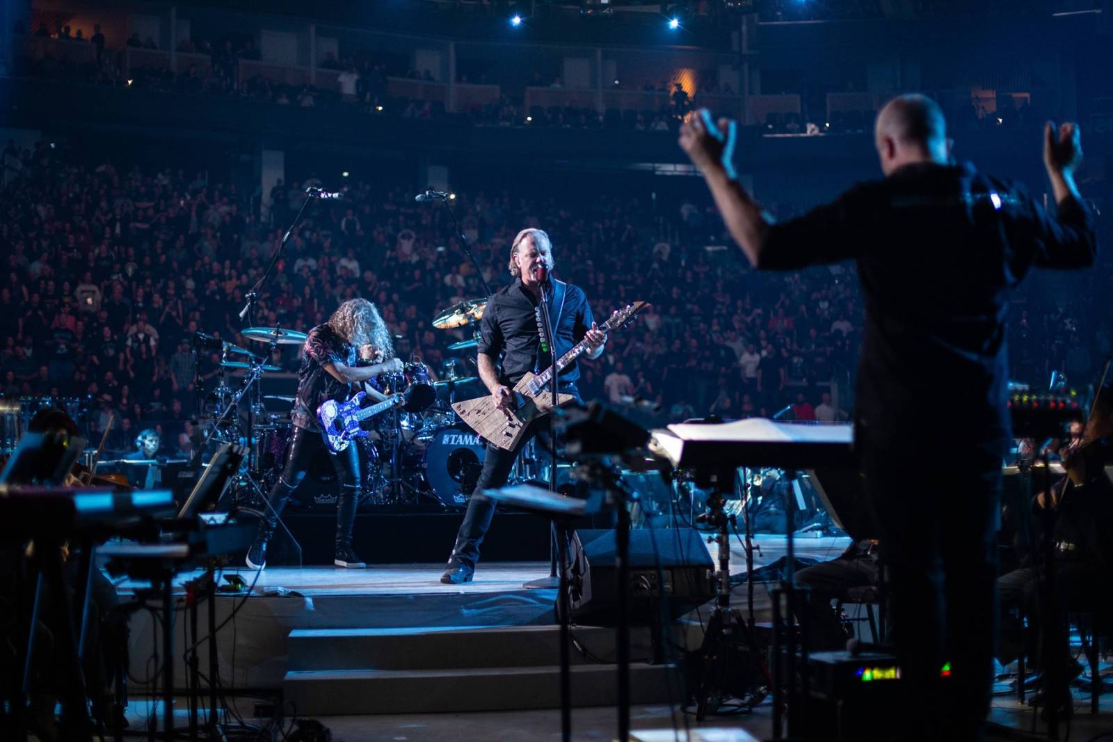 Metallica a San Francisco Symphony vydají živé album S&M2. Fanouškům poslali ochutnávku Nothing Else Matters