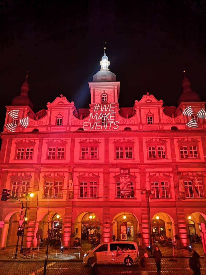 GALERIE: Pozor, červená! České kluby svítí na poplach