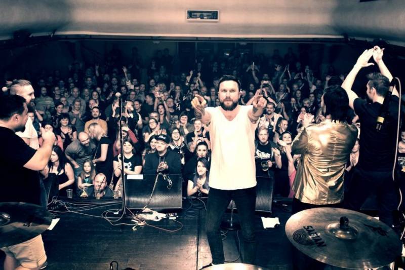 ANKETA | Klub, kde jsem doma: Marek Ztracený pařil v Lucerna Music Baru a Michal Skořepa ve Vagonu trhal železné trubky ze stropu