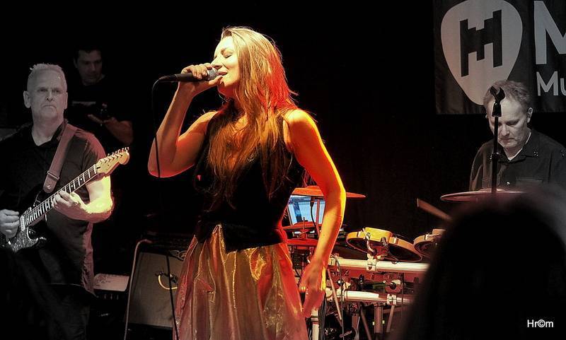 ANKETA | Klub, kde jsem doma: Jirka Zemánek z Wohnout po párty v Kotelně vyhazoval nábytek z hotelu a Marpo si Pod lampou užil první stage diving