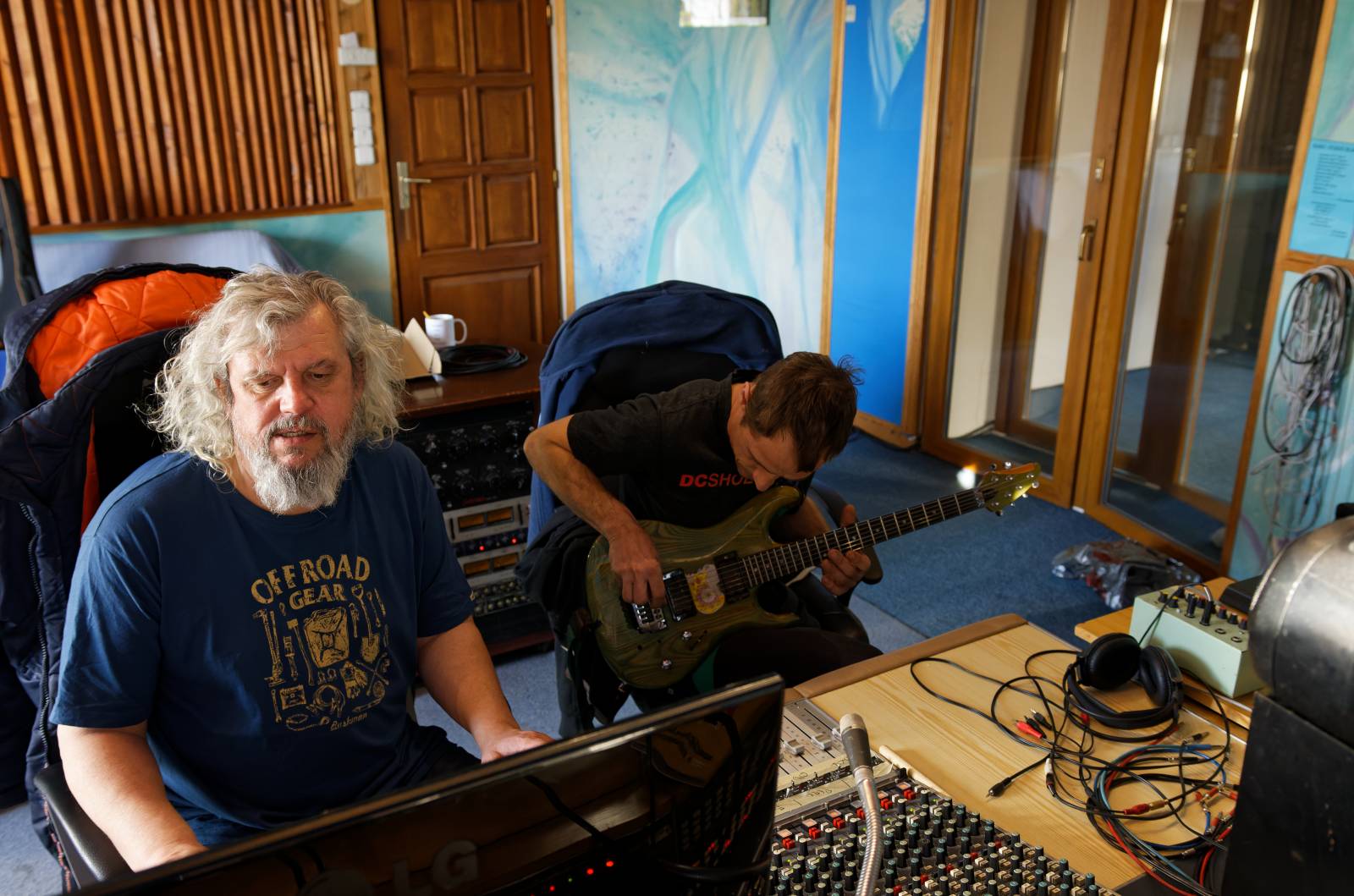 S Wohnout ve studiu. Jak vzniká nová deska kapely?